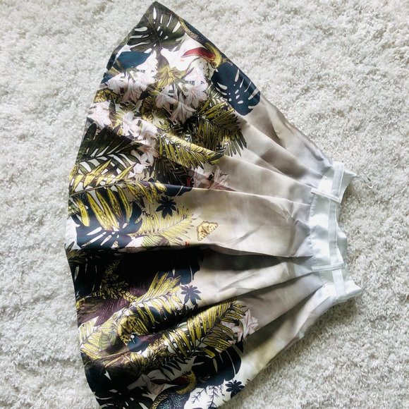 MASKA a-line flare pleated skirt, - Picture 1 of 5